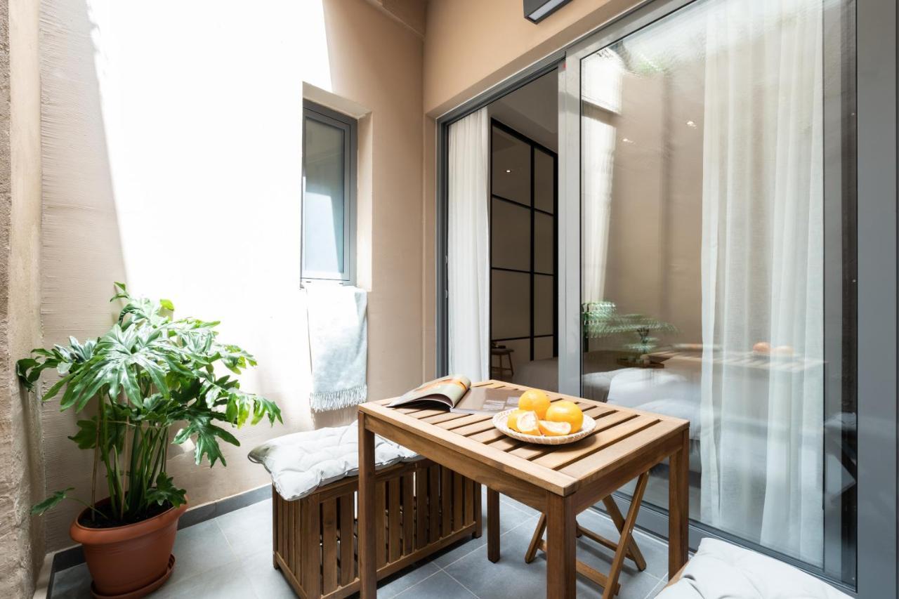 Play Psyri Athens Hotel Exterior photo